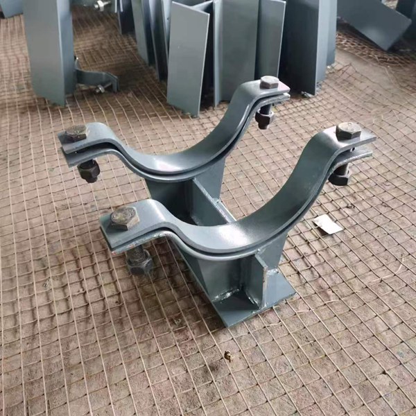 J4管夹式T型管托