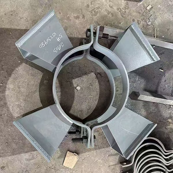 多向管夹式管托